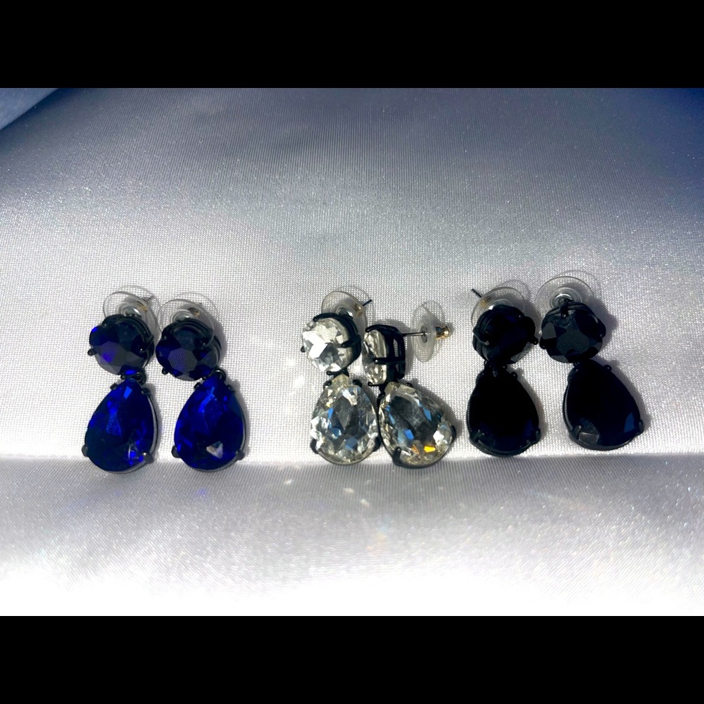 Set of three C wonder earrings